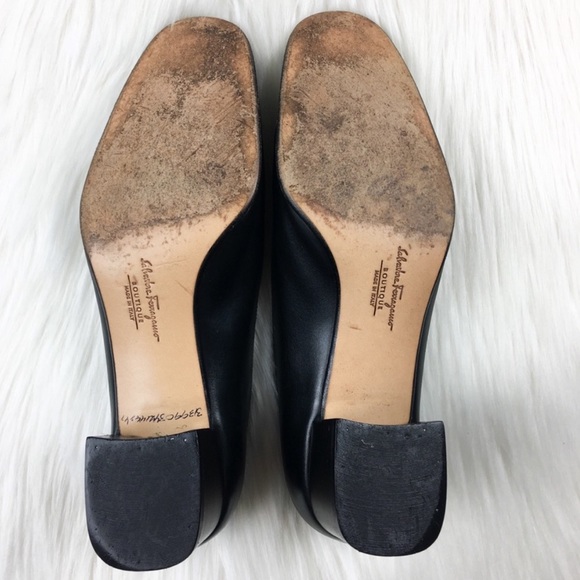 Salvatore Ferragamo Horsebit Heeled Loafer - Picture 5 of 5